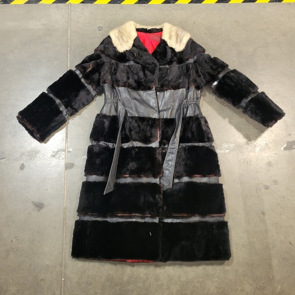 Jackets & Blazers - Vintage black mink fur jacket Women's small